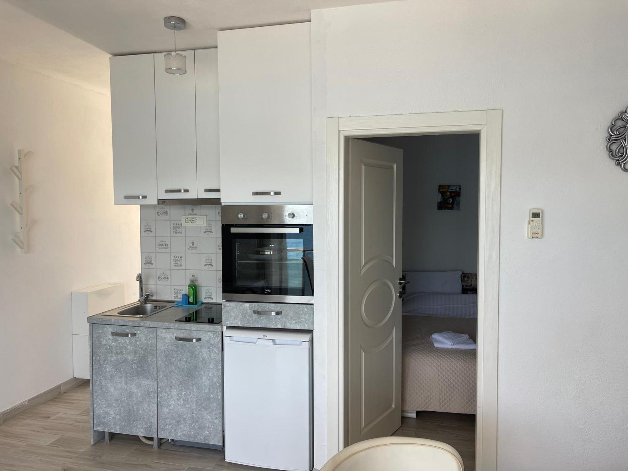 Apartmani Mia Tivat Eksteriør billede
